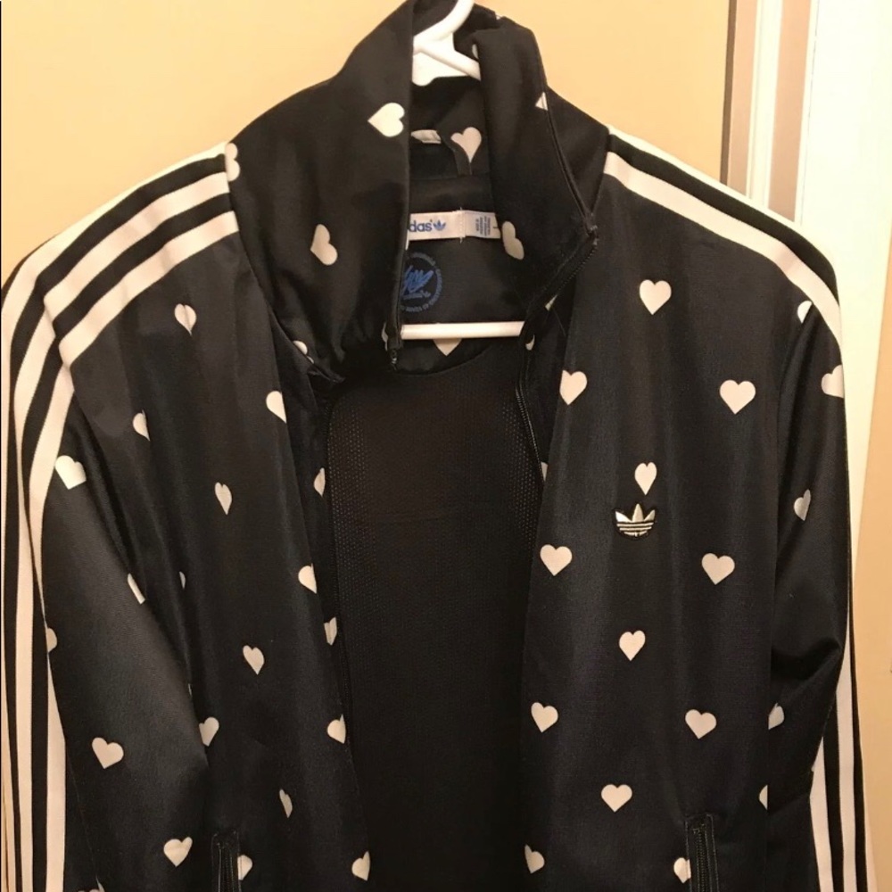 Adidas Size Large Track Jacket in amazing shape!